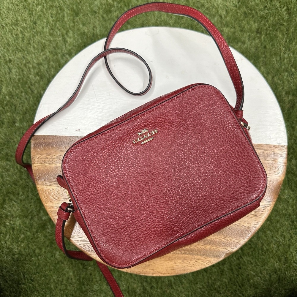 Coach Pebble Leather Shoulder Bag Auth Red Medium‎ Women